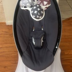 4moms mamaRoo 4 (latest gen), Baby Swing, Infant Seat