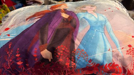 One pillowcase with aria and Elise