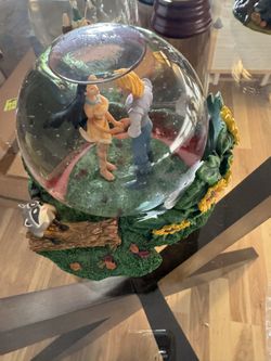 Pocahontas - Colors Of The Wind Snow Globe