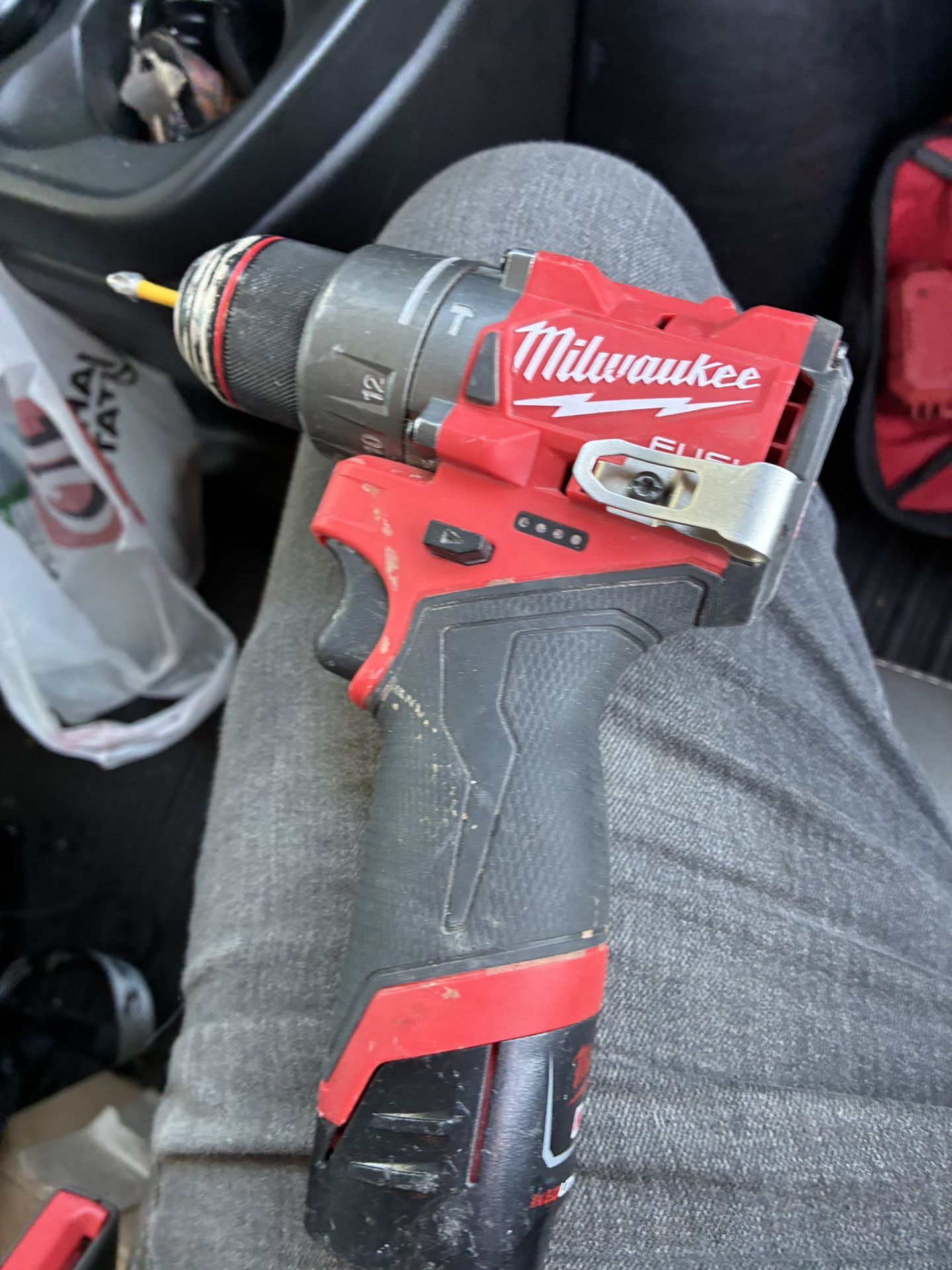 Milwaukee M12