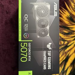 RTX 5070 ASUS TUF OC
