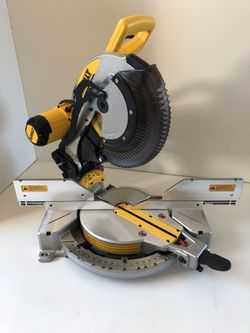 DEWALT 15 Amp Corded 12 in. Compound Double Bevel Miter Saw