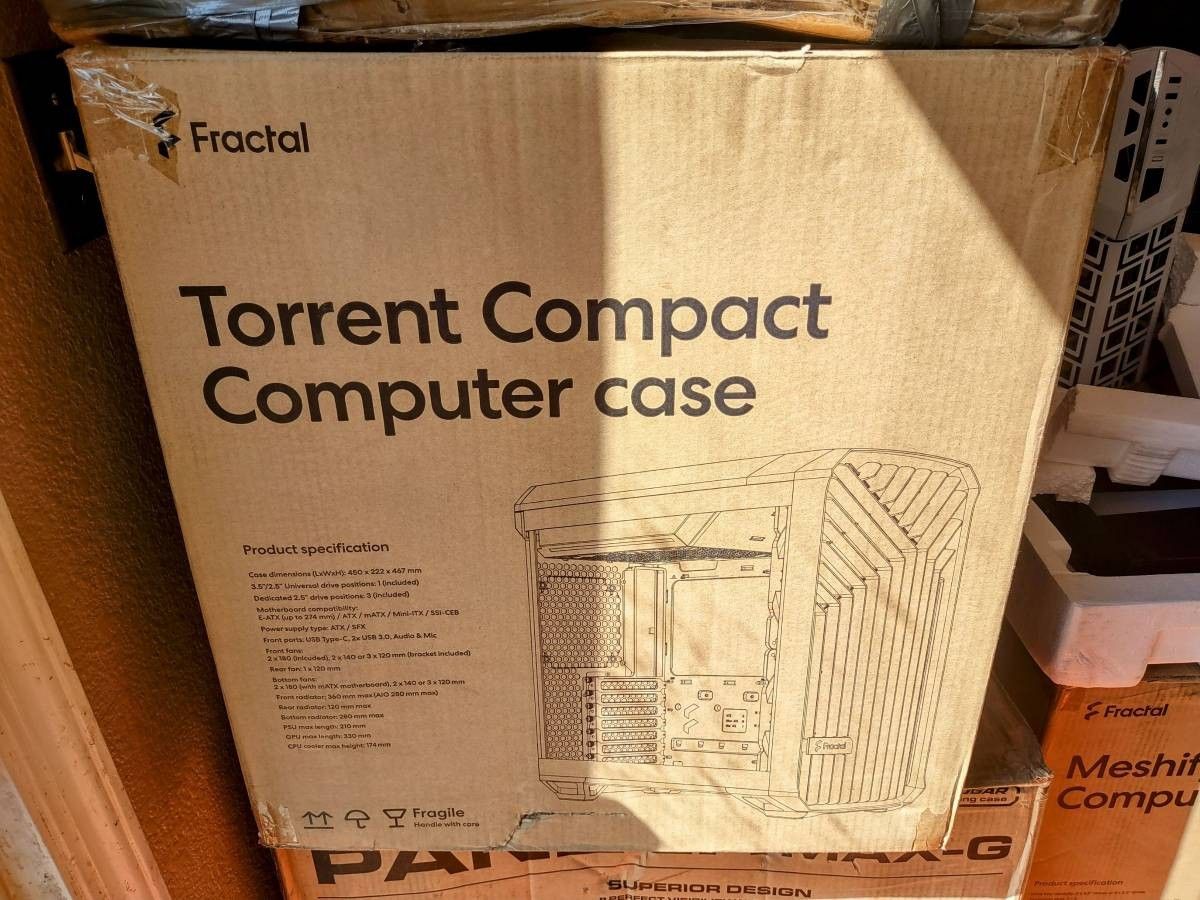 Fractal Design Torrent Compact RGB Case