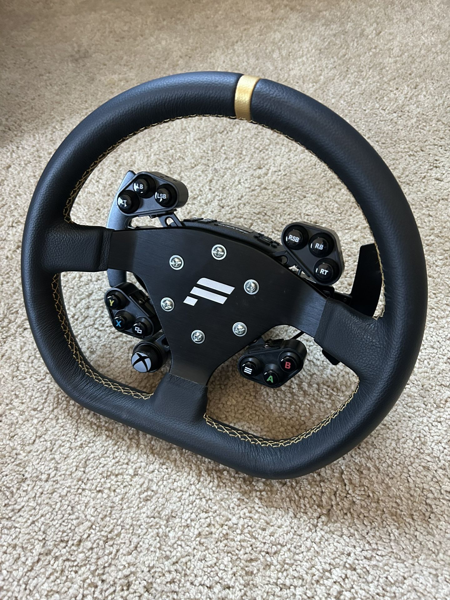 Fanatec Xbox Universal Hub w/ R300 wheel