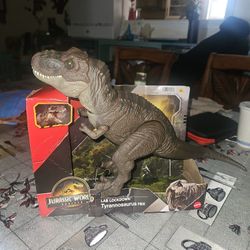 T REX REBIRTH JURASSIC WORLD 