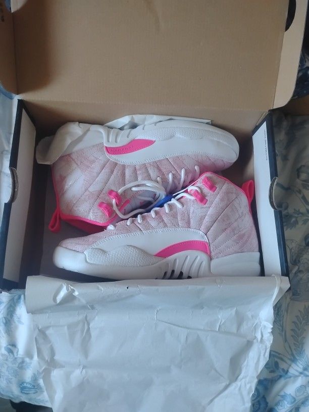Jordan 12 Retro