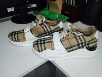 Burberry Shoes $120