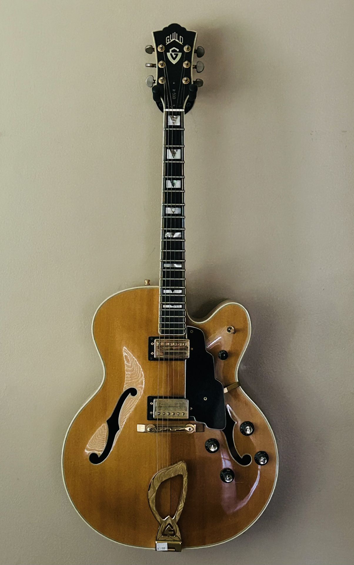1980s Guild X500B