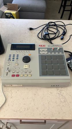 Akai professional MPC 2000 XL