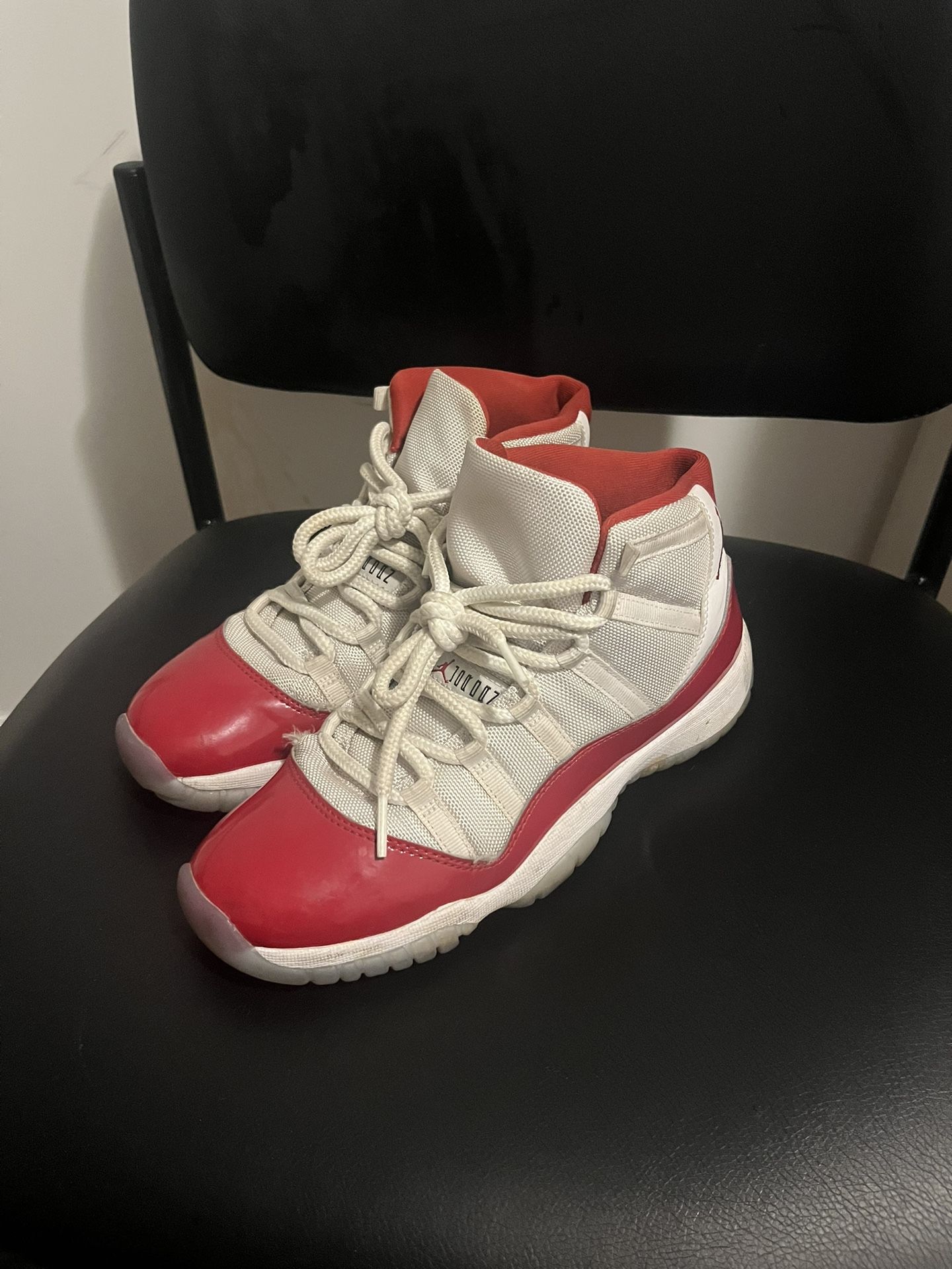 Jordan 11 Cherry