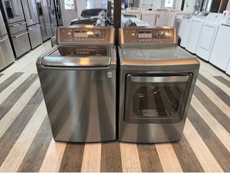 LG Washer And Dryer Set