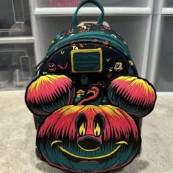 DISNEY HALLOWEEN LOUNGEFLY