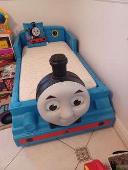 Thomas the Tank Engine toddler bed