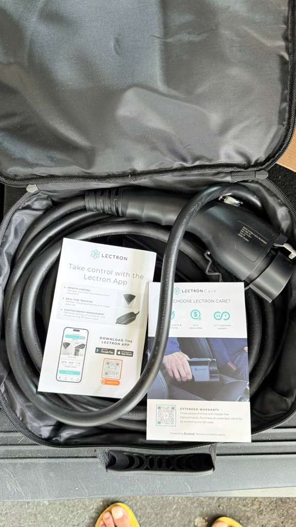 Lectron Tesla to J1772 Charger Adapter 250V compatible with all J1772 EV