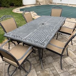 Macy’s 7-piece Cast Aluminum Beachmont Outdoor Dining Set