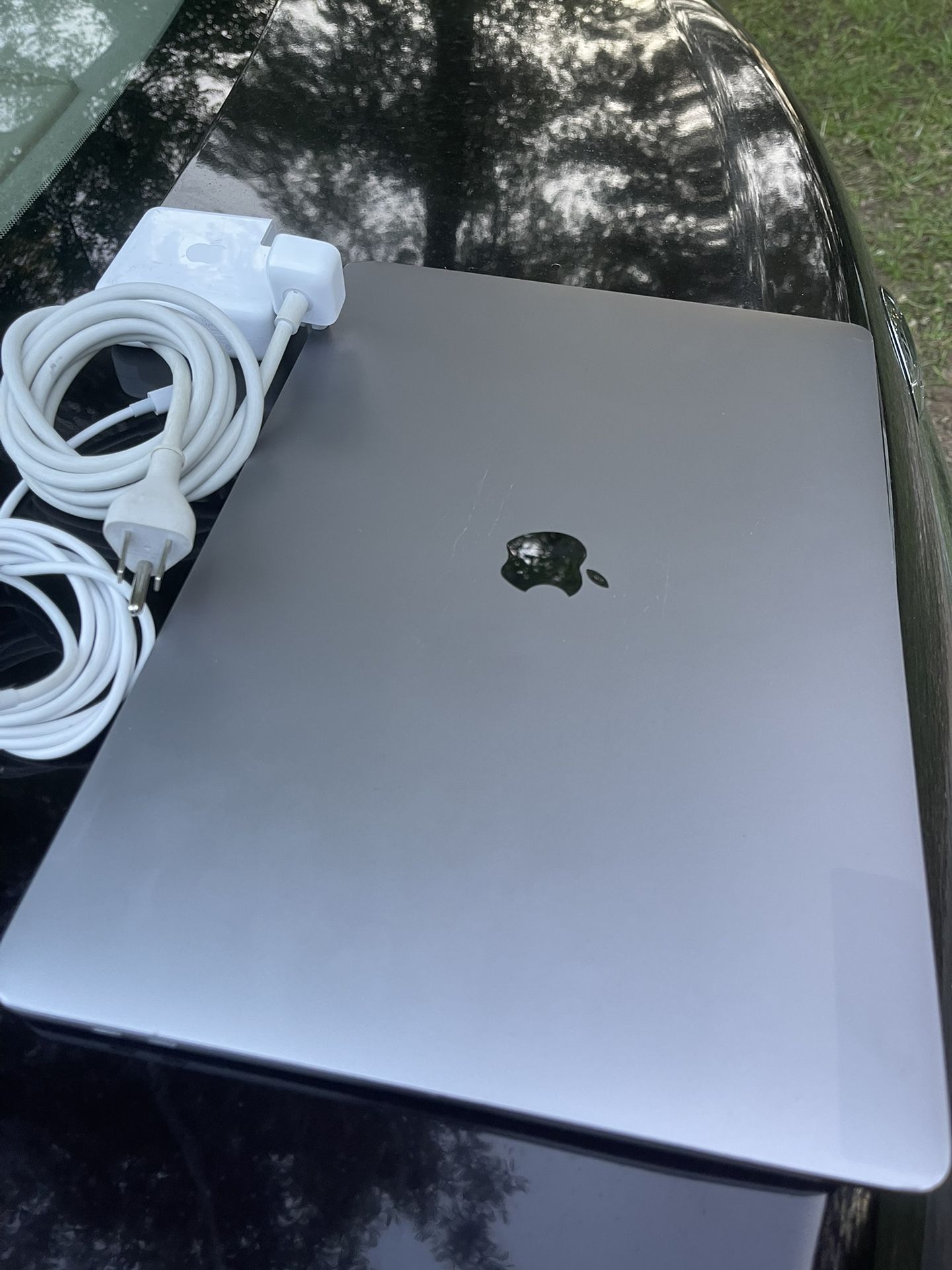 MacBook Laptop