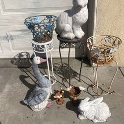 Garden Plant stand/planters/figurines