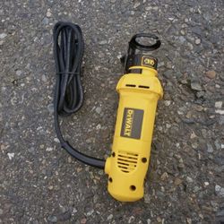 Dewalt Cut-Out Tool 