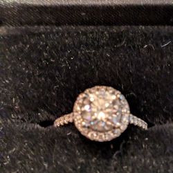 14k WG Natural Diamond Ring