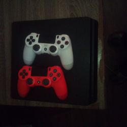 Black Ps4 two Controllers Red And White