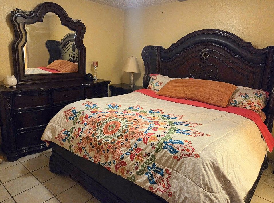 King Size Bedroom Set