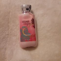 BATH & BODY WORKS VELVET SUGAR BODY LOTION 
