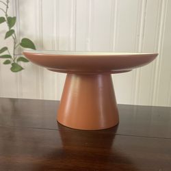 Kirkland’s Terracota White Ceramic Cake Stand