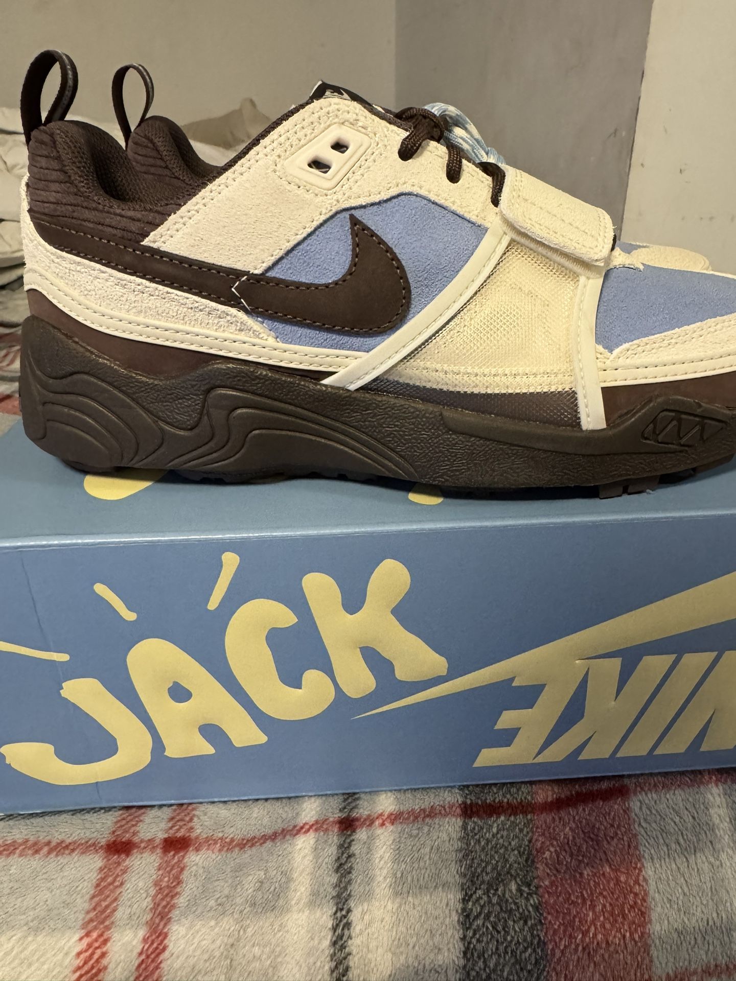 Nike Zoom Field Jaxx Travis Scott Leche Blue Size 9.5