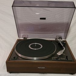 Vintage Pioneer PL-12D Belt-Drive Turntable