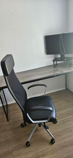 Executive office chair