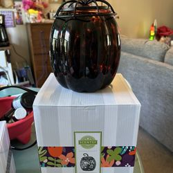 New Scentsy Warmer