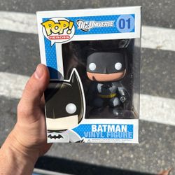 BATMAN FUNKO POP 2010 1ST EDITION DC COMIC SUPER HERO TOY ACTION FIGURINE DISPLAY NEW IN BOX