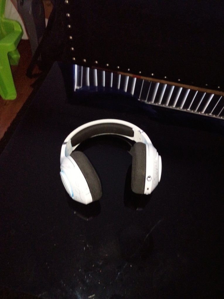 Captain 400 Bluetooth Headphones