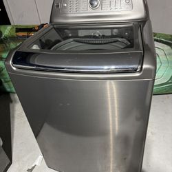 Kenmore Wash And Dryer Set