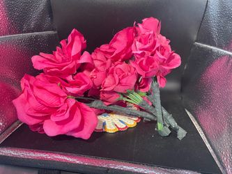 Lot of Artifical Pink Rose Bunches