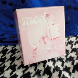 Ariana Grande Mod Blush Perfume