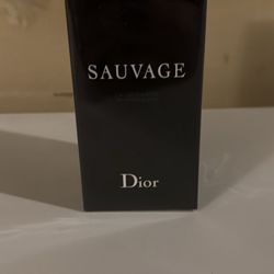 Dior sauvage men parum