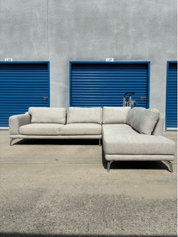 Midcentury Modern Sectional Couch 🛻Delivery Available🛻