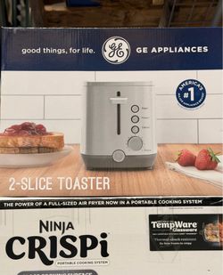 GE Stainless Steel 2-Slice Toaster Brand New In Box