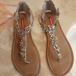 MULTI COLOR CRYSTAL SANDALS SIZE 8