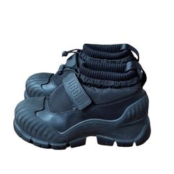 UGG Black Adiroam Ankle Waterproof Winter Mini Snow Boot Size US 5