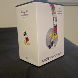 Beats Solo 3 (Mickey’s 90th Anniversary Edition)