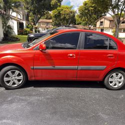 Great Condition -Kia Río 2008