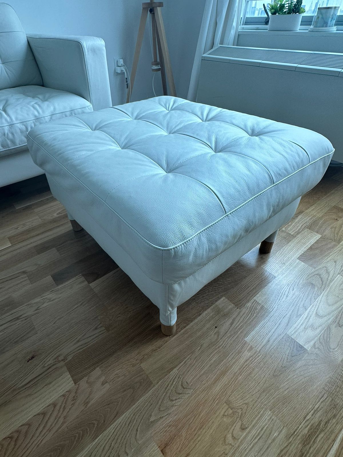 Ikea MORABO ottoman (Grann/Bomstad white/wood)