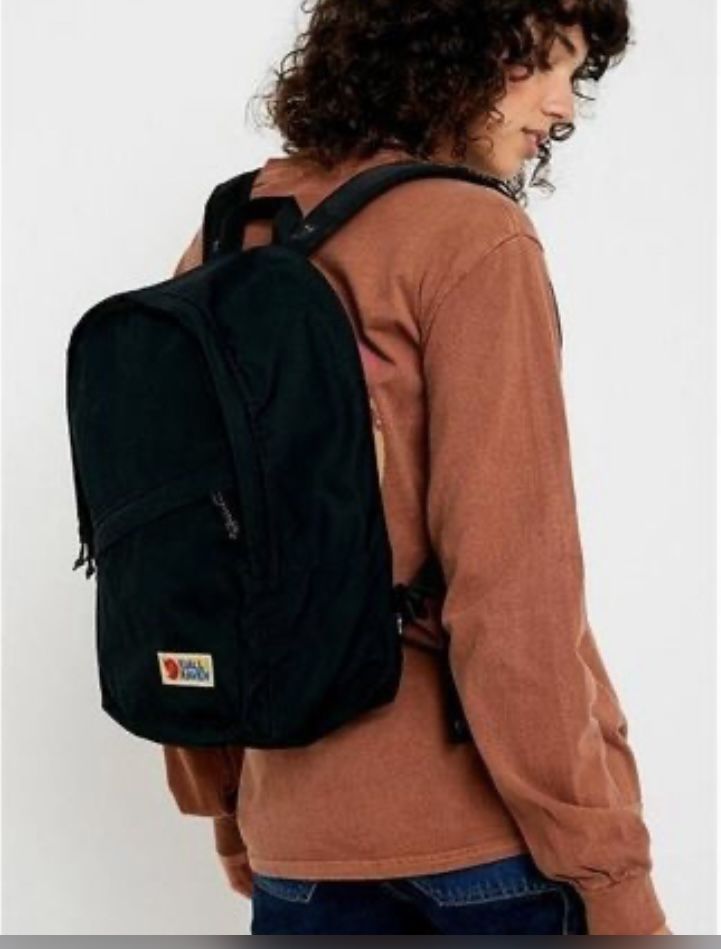 Fjällräven Vargdag 25L Backpack NWOT