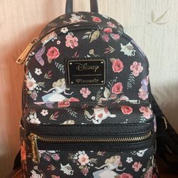 Alice in Wonderland Disney lounge-fly backpack