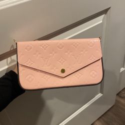 Louis Vuitton cross body purse