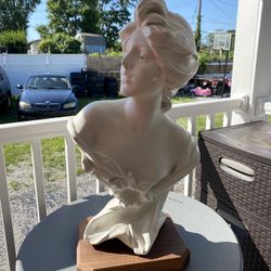 Head Statue Bust