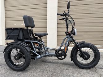 All New MeetOne Tour 2.0 Dual Motor Semi -Recumbent Electric Trike 2400 Watts Peak 20O Miles Range Meet One