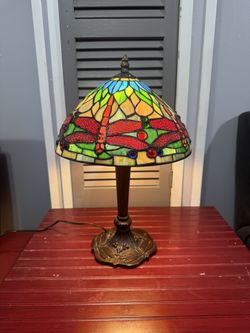 Tiffany like "Dragon Fly"  19 inch antique lamp OBO
